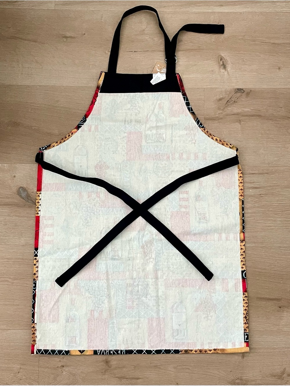 NWT Kay Dee Designs Chef Apron with Wine Bottle Print - Red, Tan, Green - Picture 7 of 10